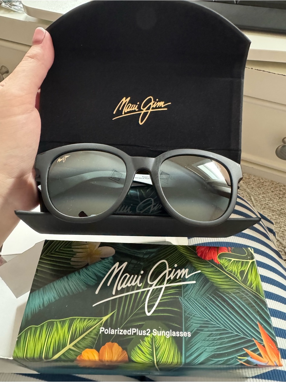 Maui Jim Matte Black Round Polarized Sunglasses with Gray Lenses